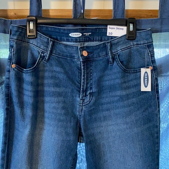 Old Navy Dark Wash NWT - Picture 1 of 5